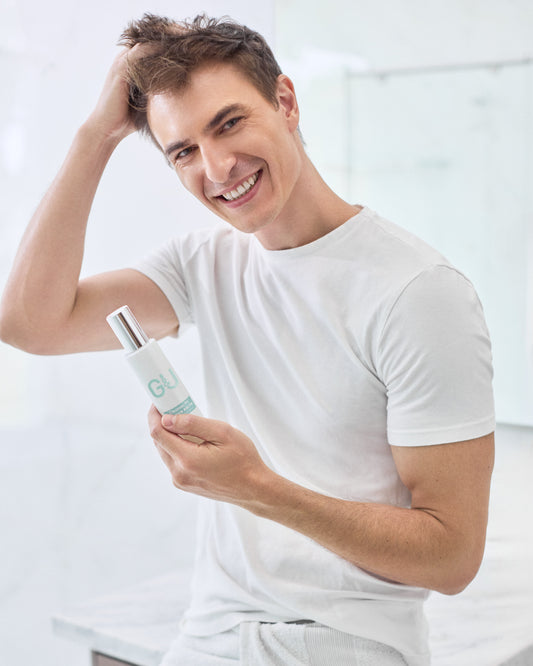 Choosing the Right Cleanser: pH Balance Cleanser vs. Oily Skin Cleanser